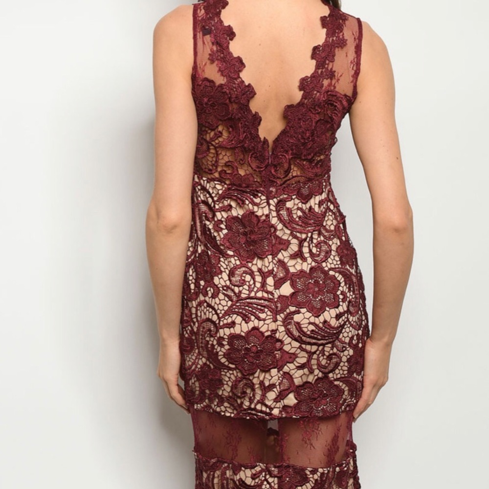 Sheer Mermaid Formal Lace Evening Party Red Burgandy Tan lining Wedding Dress - Picture 2 of 3